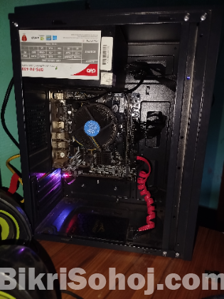 i3 Desktop PC with 4GB RAM &HDD+Monitor